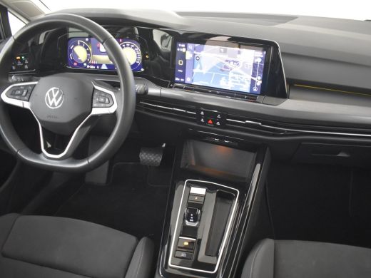 Volkswagen Golf 1.4 eHybrid Style 204Pk DSG/AUTO | Achteruitrijcamera | Apple carplay Android auto | Dodehoek det... ActivLease financial lease