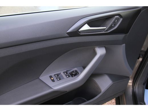 Volkswagen T-Cross 1.0 TSI Life Achteruitrijcamera ActivLease financial lease