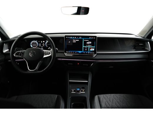 Volkswagen Tayron 1.5 eTSI 110 kW Life | Camera | Stoelverwarming | 7 Persoons | ActivLease financial lease