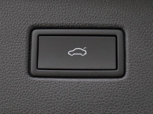 Volkswagen Tiguan 1.4 TSI eHybrid Comfortline | Panoramadak | Camera | Carplay | Adaptive cruise | Keyless | Naviga... ActivLease financial lease