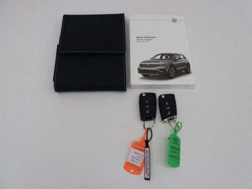 Volkswagen Tiguan 1.4 TSI eHybrid Comfortline | Panoramadak | Camera | Carplay | Adaptive cruise | Keyless | Naviga... ActivLease financial lease