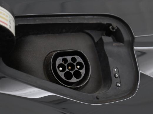 Volkswagen Tiguan 1.4 TSI eHybrid Comfortline | Panoramadak | Camera | Carplay | Adaptive cruise | Keyless | Naviga... ActivLease financial lease