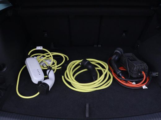 Volkswagen Tiguan 1.4 TSI eHybrid Comfortline | Panoramadak | Camera | Carplay | Adaptive cruise | Keyless | Naviga... ActivLease financial lease