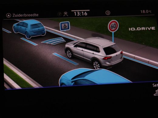 Volkswagen Tiguan 1.4 TSI eHybrid Comfortline | Panoramadak | Camera | Carplay | Adaptive cruise | Keyless | Naviga... ActivLease financial lease