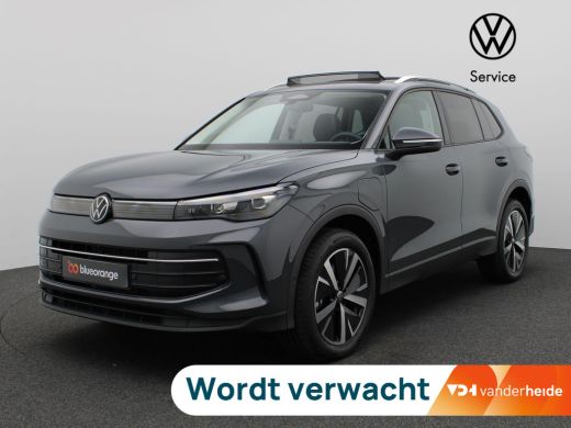 Volkswagen Tiguan 1.5 eHybrid Life Edition 204PK DSG Pano-Schuifdak, Trekhaak, 19" LM Velgen, Adaptieve Cruise Cont...