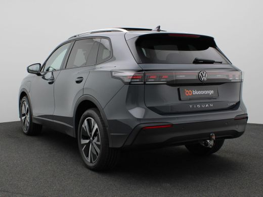 Volkswagen Tiguan 1.5 eHybrid Life Edition 204PK DSG Pano-Schuifdak, Trekhaak, 19" LM Velgen, Adaptieve Cruise Cont... ActivLease financial lease