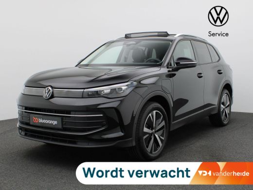 Volkswagen Tiguan 1.5 eHybrid Life Edition 204PK DSG Trekhaak, Panoramadak, 19" LM Velgen, Achteruitrijcamera, Side...