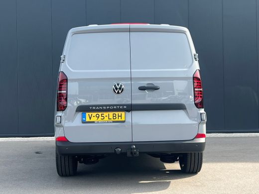 Volkswagen Transporter 2.0 TDI L1 Life | 150 pk | BPM VRIJ | Apple Carplay | Full LED | Bijrijdersbank | Achteruitrij Ca... ActivLease financial lease