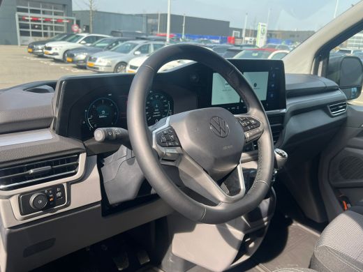 Volkswagen Transporter 2.0 TDI L1 Life | 150 pk | BPM VRIJ | Apple Carplay | Full LED | Bijrijdersbank | Achteruitrij Ca... ActivLease financial lease
