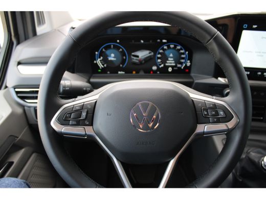 Volkswagen Transporter 2.0 TDI L1 Life | 150 pk | BPM VRIJ | Apple Carplay | Full LED | Bijrijdersbank | Achteruitrij Ca... ActivLease financial lease