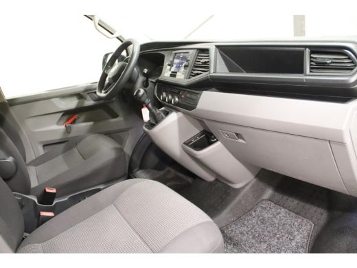 Volkswagen Transporter 2.0 TDI L2H1 LANG EURO 6 ACHTERUITRIJCAMERA Volkswagen Transporter 2.0 TDI L2H1 EURO 6 ACHTERUITR... ActivLease financial lease