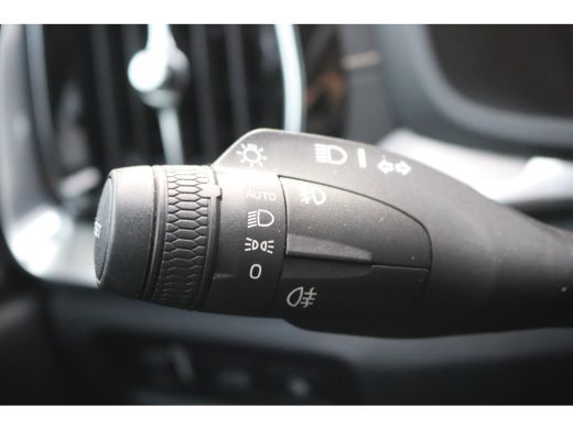 Volvo  V60 2.0 T6 Recharge 340PK AWD R-Design Elektr.-trekhaak/Pano-dak/Winter-pack/Memory-stoel ActivLease financial lease