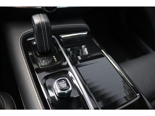 Volvo  V60 2.0 T6 Recharge 340PK AWD R-Design Elektr.-trekhaak/Pano-dak/Winter-pack/Memory-stoel ActivLease financial lease