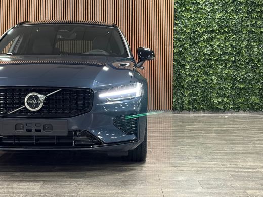 Volvo  V60 T8 AWD Recharge Ultra Dark Performance Edit. | 360&deg; Camera | Schuifdak | Head-Up Display | Harman... ActivLease financial lease