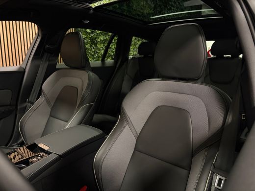 Volvo  V60 T8 AWD Recharge Ultra Dark Performance Edit. | 360&deg; Camera | Schuifdak | Head-Up Display | Harman... ActivLease financial lease