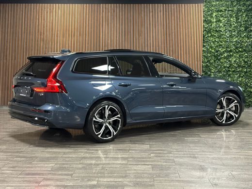 Volvo  V60 T8 AWD Recharge Ultra Dark Performance Edit. | 360&deg; Camera | Schuifdak | Head-Up Display | Harman... ActivLease financial lease