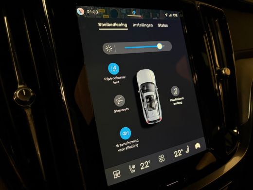 Volvo  V60 T8 AWD Recharge Ultra Dark Performance Edit. | 360&deg; Camera | Schuifdak | Head-Up Display | Harman... ActivLease financial lease