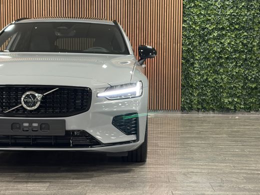 Volvo  V60 T8 AWD Recharge Ultra Dark Performance Edit. | 360&deg; Camera | Schuifdak | Head-Up Display | Harman... ActivLease financial lease