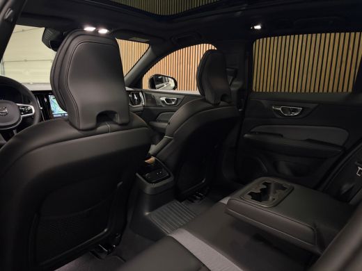 Volvo  V60 T8 AWD Recharge Ultra Dark Performance Edit. | 360&deg; Camera | Schuifdak | Head-Up Display | Harman... ActivLease financial lease