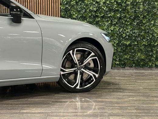Volvo  V60 T8 AWD Recharge Ultra Dark Performance Edit. | 360&deg; Camera | Schuifdak | Head-Up Display | Harman... ActivLease financial lease