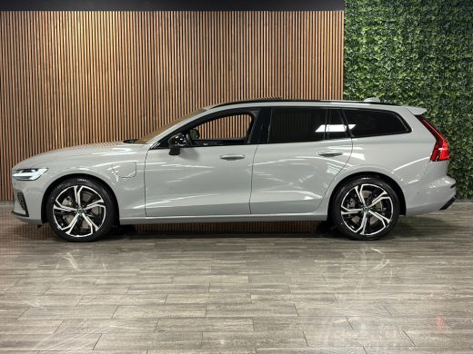Volvo  V60 T8 AWD Recharge Ultra Dark Performance Edit. | 360&deg; Camera | Schuifdak | Head-Up Display | Harman... ActivLease financial lease