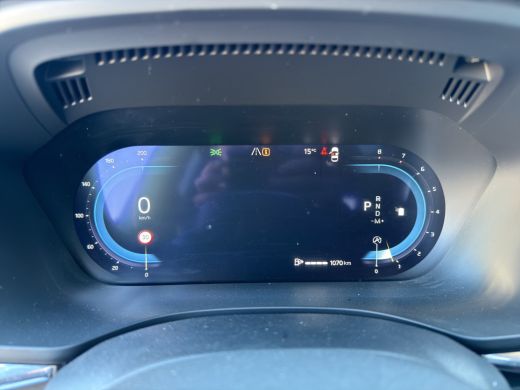 Volvo  XC60 B5 Ultimate Dark | Achteruitrijcamera | Alarm klasse 1(startblokkering) | Apple Carplay/Android A... ActivLease financial lease