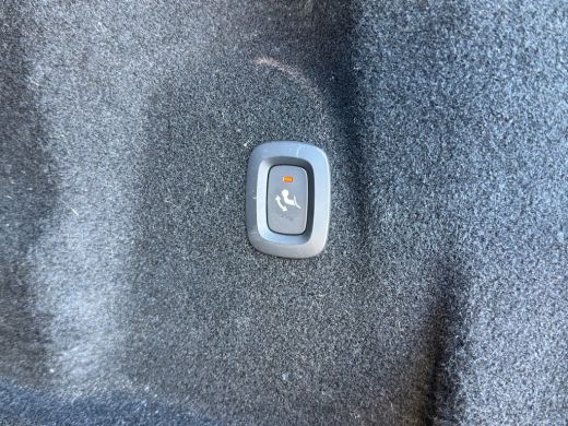 Volvo  XC60 B5 Ultimate Dark | Achteruitrijcamera | Alarm klasse 1(startblokkering) | Apple Carplay/Android A... ActivLease financial lease