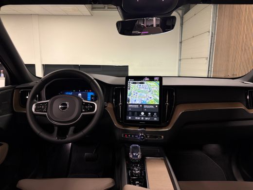 Volvo  XC60 T6 AWD Recharge Ultra Dark | Luchtvering | 360&deg; Camera | Head-Up Display | Harman Kardon | Schuif... ActivLease financial lease