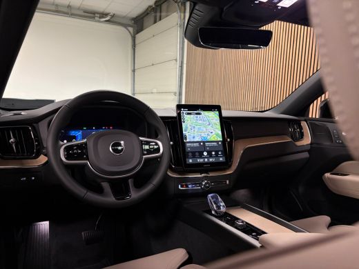 Volvo  XC60 T6 AWD Recharge Ultra Dark | Luchtvering | 360&deg; Camera | Head-Up Display | Harman Kardon | Schuif... ActivLease financial lease