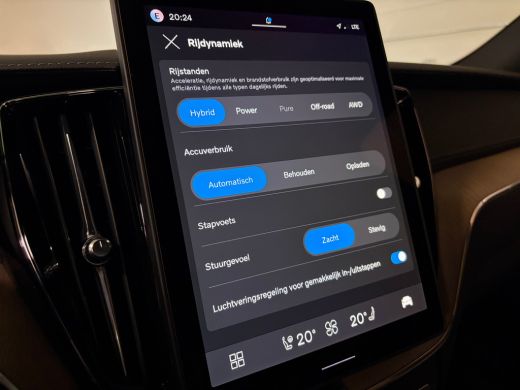 Volvo  XC60 T6 AWD Recharge Ultra Dark | Luchtvering | 360&deg; Camera | Head-Up Display | Harman Kardon | Schuif... ActivLease financial lease