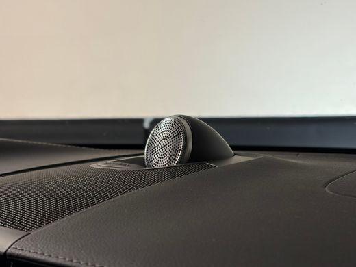 Volvo  XC60 T8 AWD Recharge Ultra Black Edition | Bowers & Wilkins | Luchtvering | Trekhaak | 360&deg; Camera | 4... ActivLease financial lease