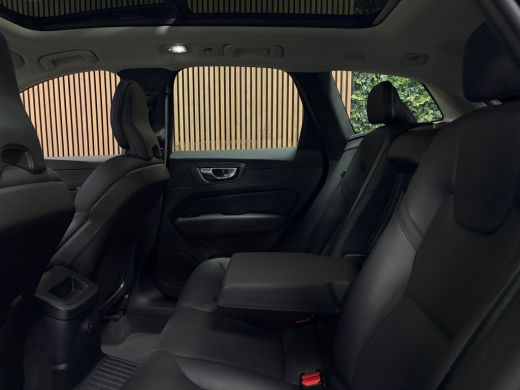 Volvo  XC60 T8 AWD Recharge Ultra Bright Long Range | Trekhaak | 360&deg; Camera | Head-Up Display | Harman Kardo... ActivLease financial lease