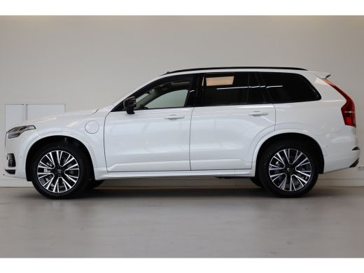 Volvo  XC90 T8 455PK AWD Ultra Dark | Pano-dak | Trekhaak | HUD | 360&deg; | Privacy glas ActivLease financial lease