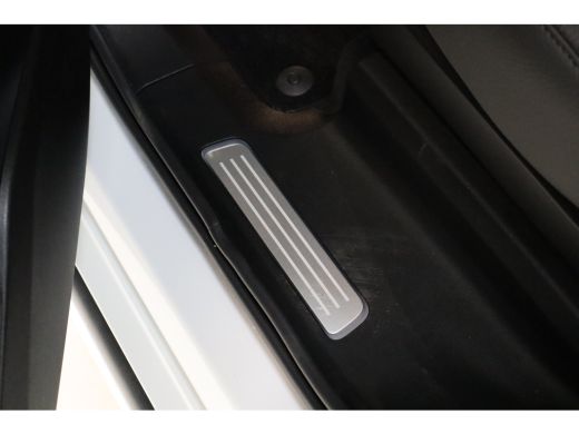 Volvo  XC90 T8 455PK AWD Ultra Dark | Pano-dak | Trekhaak | HUD | 360&deg; | Privacy glas ActivLease financial lease