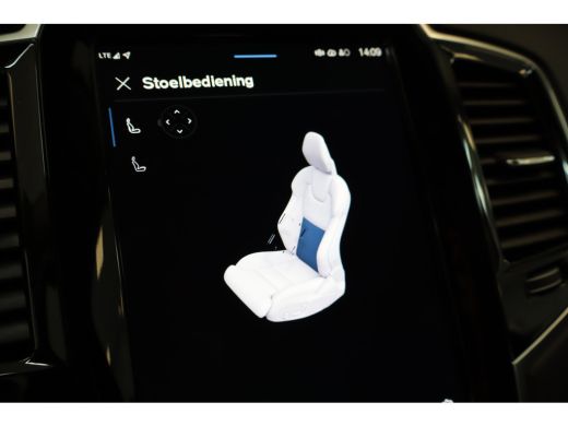 Volvo  XC90 T8 455PK AWD Ultra Dark | Pano-dak | Trekhaak | HUD | 360&deg; | Privacy glas ActivLease financial lease