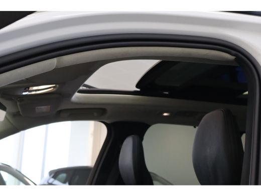 Volvo  XC90 T8 455PK AWD Ultra Dark | Pano-dak | Trekhaak | HUD | 360&deg; | Privacy glas ActivLease financial lease