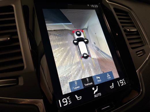 Volvo  XC90 T8 AWD Recharge R-Design | Trekhaak | 360&deg; Camera | Schuifdak | Harman Kardon | Adaptieve Cruise ... ActivLease financial lease