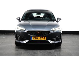 CUPRA Leon 1.4 e-Hybrid 245pk VZ Performance | Camera | Elektrische Stoel | Panoramadak |