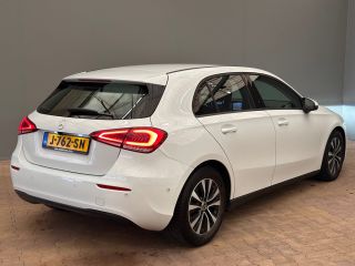 Mercedes-Benz A-Klasse 160 Business Solution Camera | Parkeersensoren | Widescreen | Stoelverwarming | LED | 16" Lichtme...