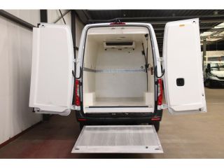 Mercedes-Benz Sprinter 316 L2H2 KOELWAGEN VRIESAUTO MET LAADKLEP