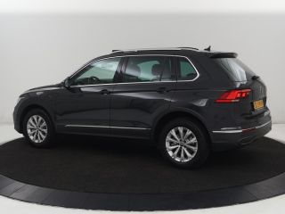 Volkswagen Tiguan 1.4 TSI eHybrid Comfortline | Panoramadak | Camera | Carplay | Adaptive cruise | Keyless | Naviga...