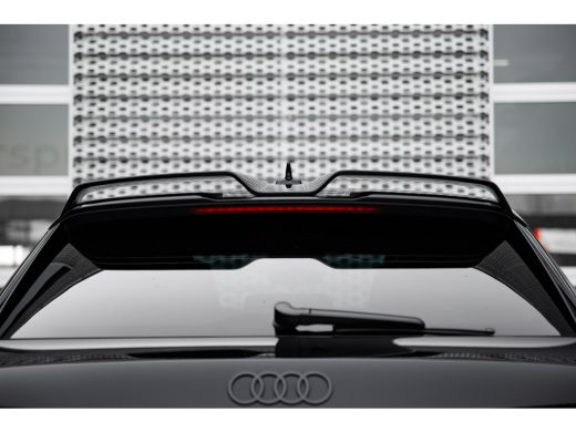 Audi A3 Sportback 45 TFSI e S line | HUD | Sonos | Camera | Carbon Spoiler | Stoelverwarming | ActivLease financial lease