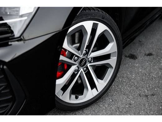 Audi A3 Sportback 45 TFSI e S line | HUD | Sonos | Camera | Carbon Spoiler | Stoelverwarming | ActivLease financial lease