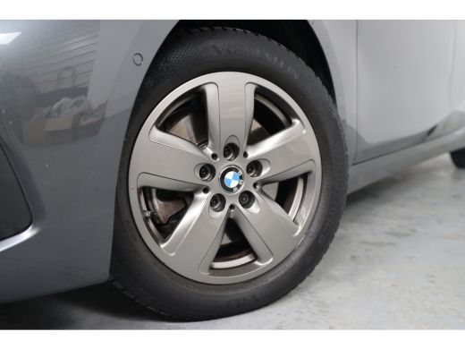 BMW 1 Serie 118i Executive Edition | Trekhaak afn. | Climate Control | Parkeersensoren | Navigatie | Apple Ca... ActivLease financial lease