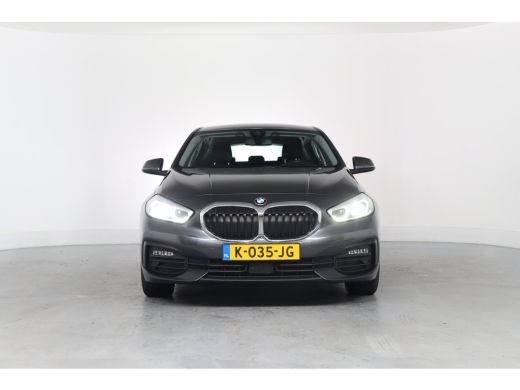 BMW 1 Serie 118i Executive Edition | Trekhaak afn. | Climate Control | Parkeersensoren | Navigatie | Apple Ca... ActivLease financial lease