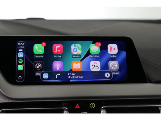 BMW 1 Serie 118i Executive Edition | Trekhaak afn. | Climate Control | Parkeersensoren | Navigatie | Apple Ca... ActivLease financial lease