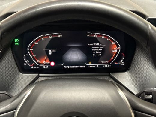 BMW 1 Serie 118i Sportline Automaat (APPLE CARPLAY, DEALER ONDERHOUDEN, GROOT NAVI, LEDER, CAMERA, STOELVERWA... ActivLease financial lease