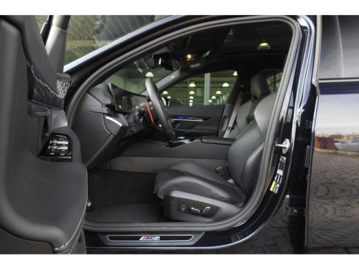 BMW M5 M5 Automaat / Panoramadak / M Multifunctionele voorstoelen / Stoelventilatie / Bowers & Wilkins /... ActivLease financial lease