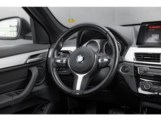 BMW X1 sDrive20i 178 PK Business Edition Plus Head up | Achteruitrijcamera | Cruise control | Keyless | ... ActivLease financial lease