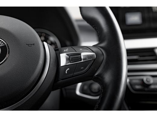 BMW X1 sDrive20i 178 PK Business Edition Plus Head up | Achteruitrijcamera | Cruise control | Keyless | ... ActivLease financial lease